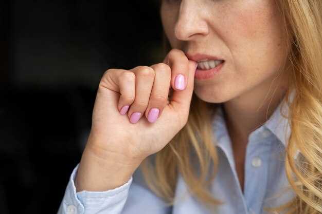Как правильно ухаживать за губами, чтобы не трескались