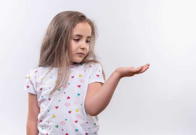 Изменение структуры ногтей на руках ребенка: что это означает?