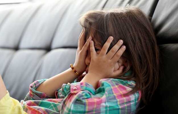 Слезы у детей: причины и способы лечения